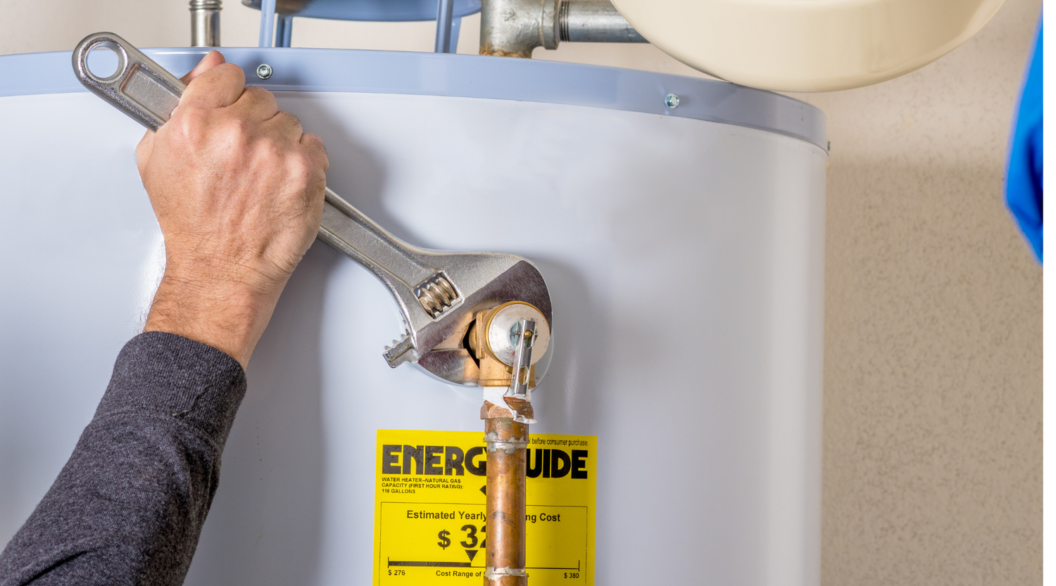 7 Warning Signs Your Water Heater Is About to Fail & When to Repair by Plumbing Deals