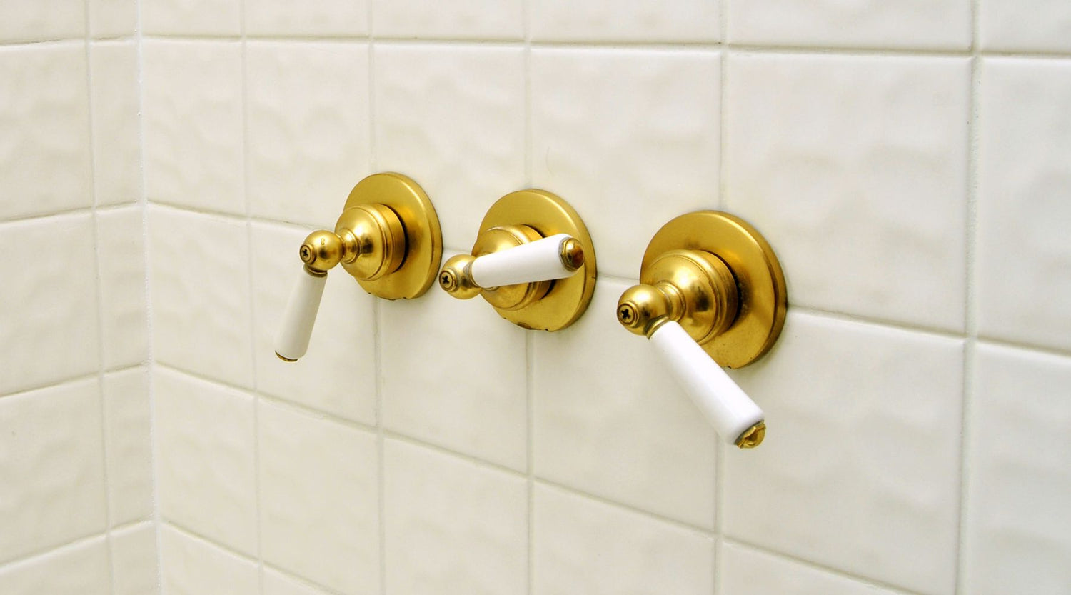Shower Valve Basics: What You Need to Know by Plumbing Deals