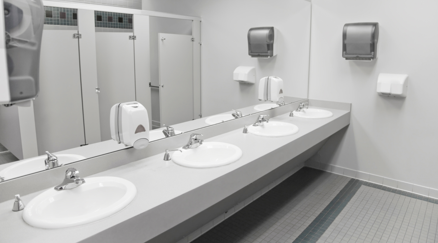 The Ultimate Guide to Commercial Plumbing by Plumbing Deals