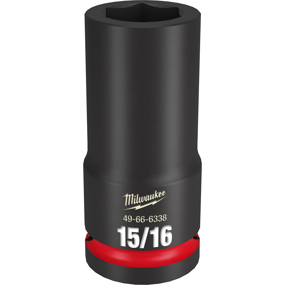 Black Milwaukee Shockwave Impact Duty socket with 3/4" drive, 15/16" size, and red grip band.