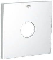 Chrome-finished square escutcheon plate with circular opening and Grohe branding.