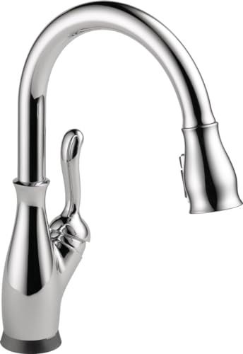 Delta Leland Single Handle Pull-Down Kitchen Faucet with Touch2O & ShieldSpray Technologies