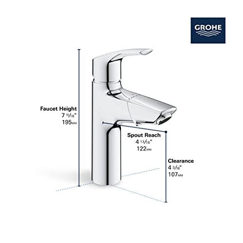 Chrome single-hole bathroom faucet with pull-out spray, single handle, and labeled dimensions for height, spout reach, and cl