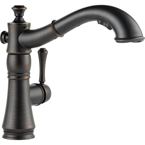 Delta Cassidy Single Handle Pull-Out Kitchen Faucet