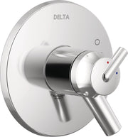 Chrome Delta valve trim with round escutcheon plate, single lever handle, and red and blue temperature indicator dots.