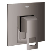 Grohe Eurocube pressure balance valve trim in hard graphite with square backplate and cartridge handle.