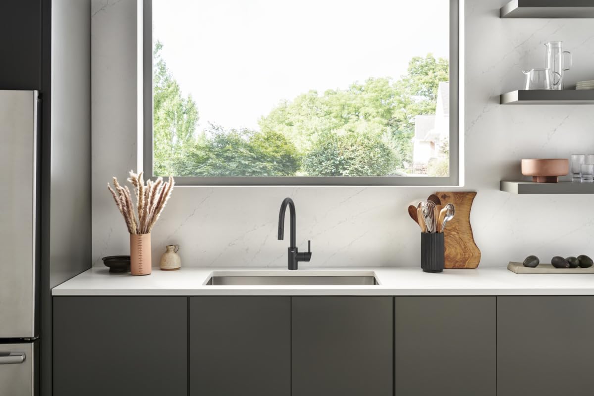 Grohe Concetto 326652433 Concetto Single-Handle Pull-Down Kitchen Faucet Dual Spray 1.75 GPM in Matte Black