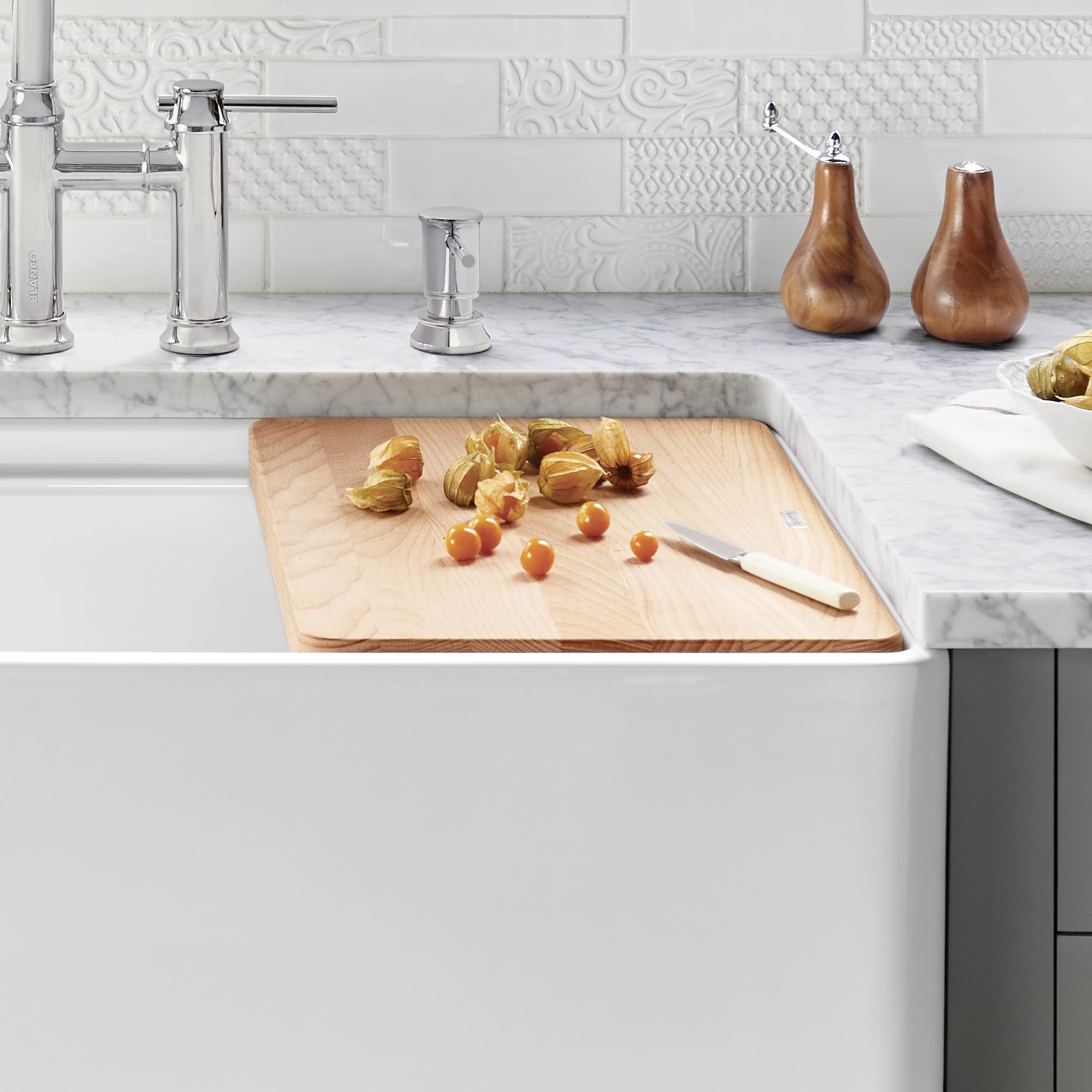 Blanco Wooden Cutting Board in Beech Wood - 234689