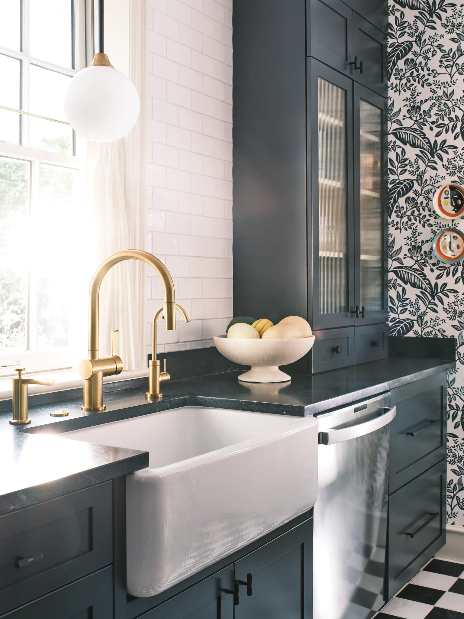 I can see this is a kitchen scene, but the specific air switch button product is not visible in this image. I'm unable to gen