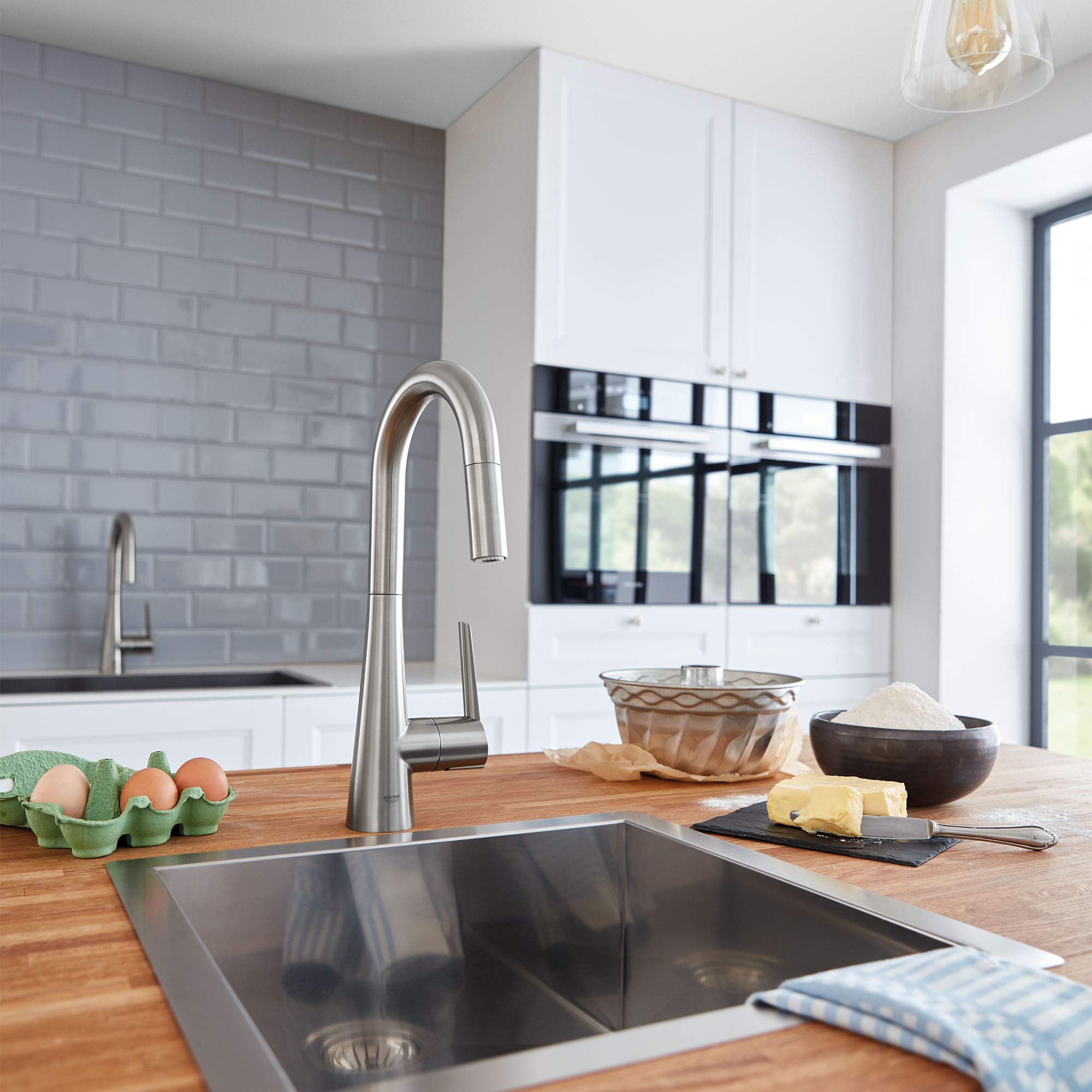 Grohe Zedra 32283DC3 Single-Handle Pull Down Dual Spray Prep Faucet 1.75 GPM in Grohe Supersteel