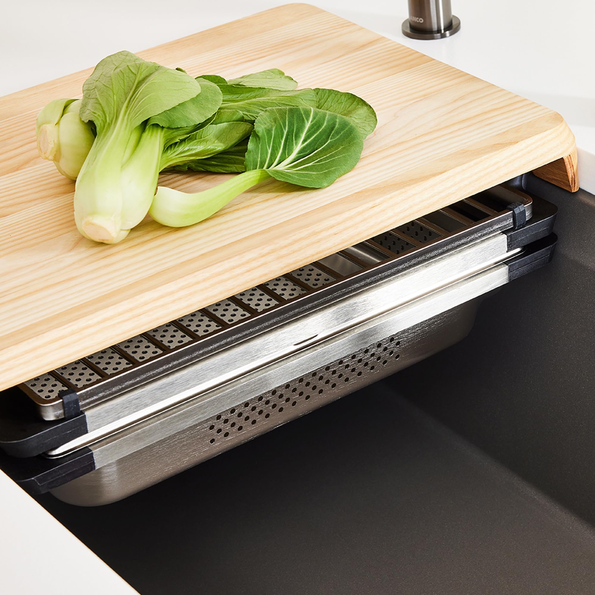 Blanco Inteos Bridge Cutting Board in Ash Wood - 443336