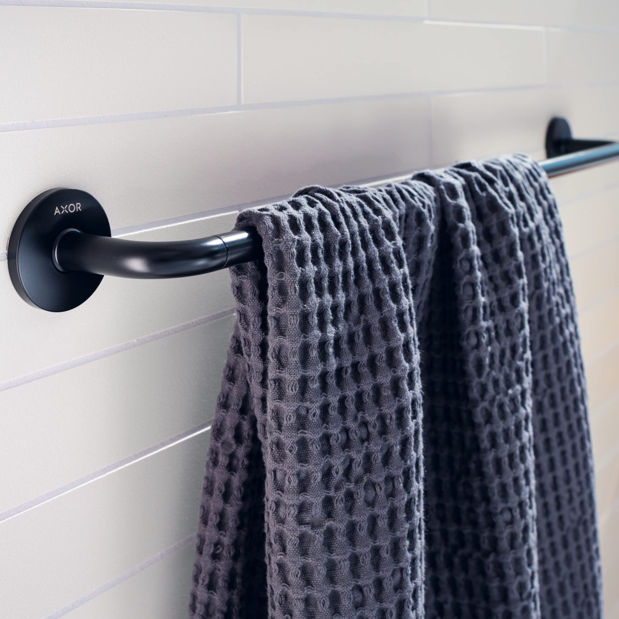 AXOR 42860670 Universal Circular Towel Bar, 24" in Matte Black
