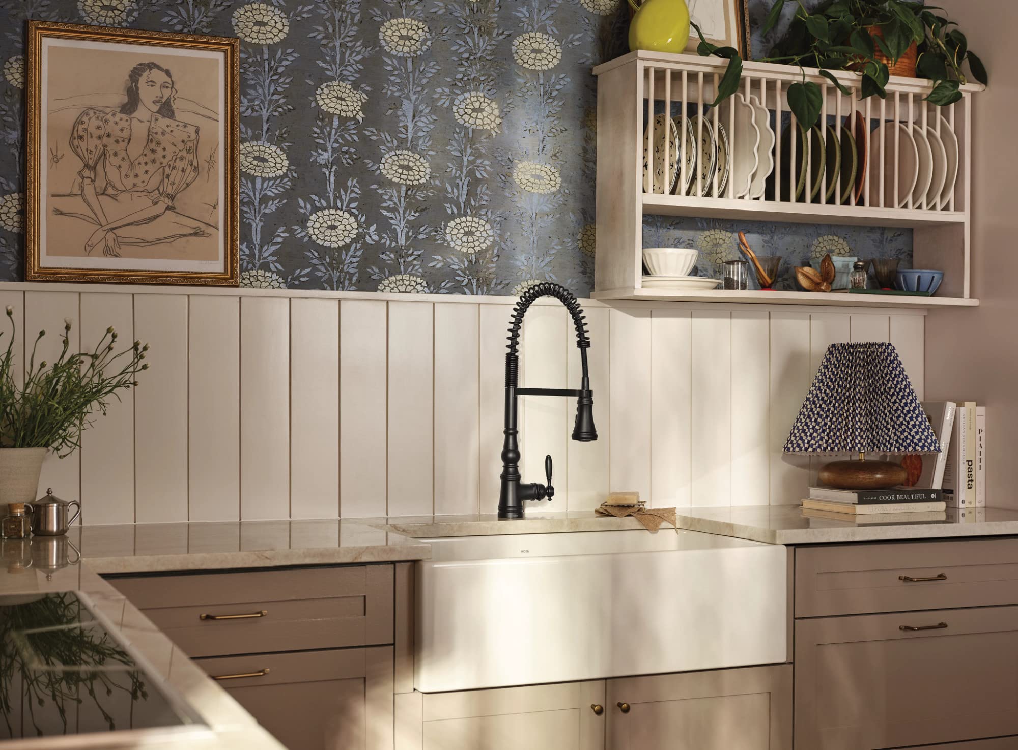 Moen Apron Front Fireclay Single Bowl Undermount Kitchen Sink 33" White in White - FC331910