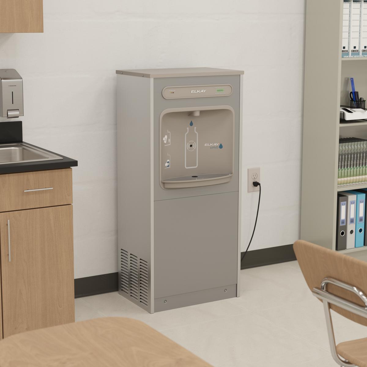 Stainless steel floor-standing water bottle filling station with refrigeration unit and filtered water dispenser in office se