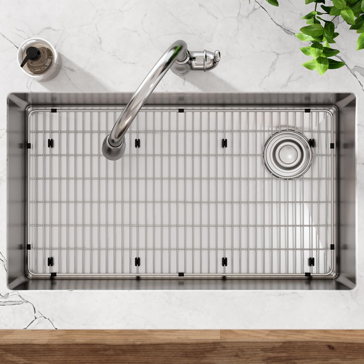 Elkay Crosstown 18 Gauge Stainless Steel 31-1/2" x 18-1/2" x 9" Single Bowl Undermount Sink Kit
