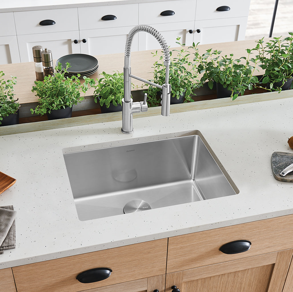 Blanco 524752: Cuvee R15 Medium Single Bowl Undermount Sink