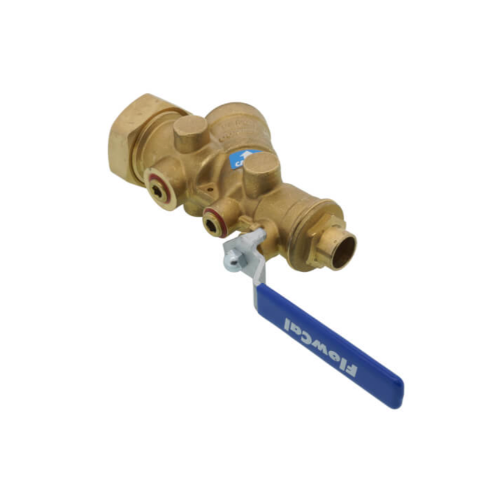 Brass Y-strainer with integrated ball valve and blue handle for 1/2" soldered connections.