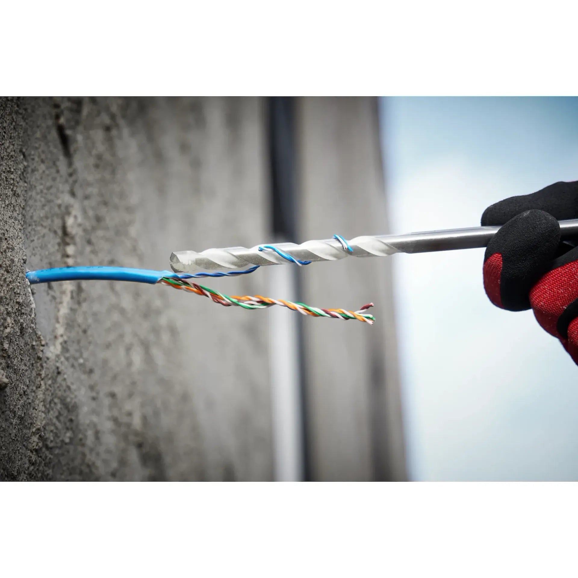 Milwaukee SHOCKWAVE Impact Duty 1/2 by 18 inch Carbide Bellhanger Multi-Material Drill Bit - 48-20-8866