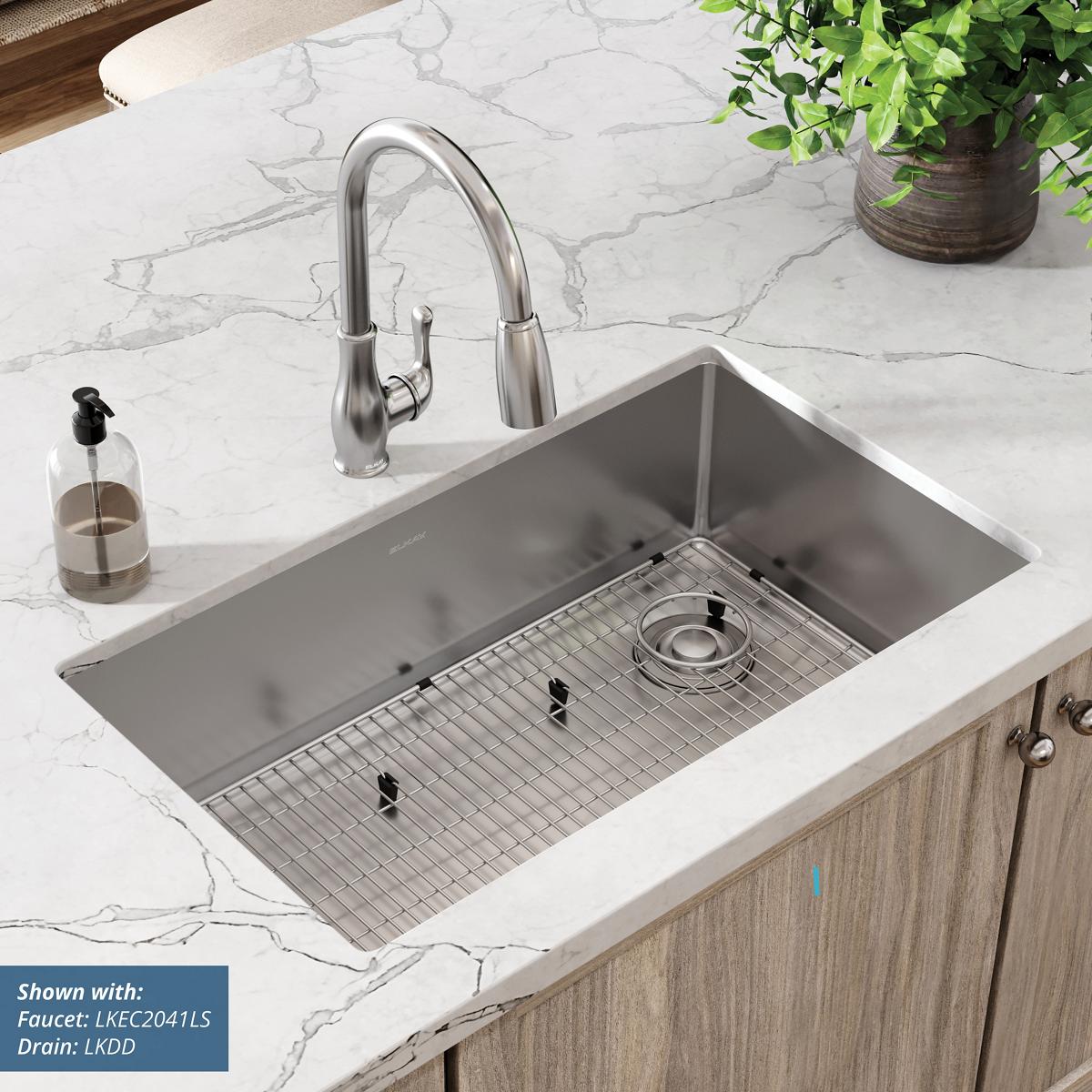 Elkay Crosstown 18 Gauge Stainless Steel 31-1/2" x 18-1/2" x 9" Single Bowl Undermount Sink Kit