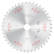 Freud 160mm circular saw blade with alternating red and gray teeth for cutting aluminum and non-ferrous materials.
